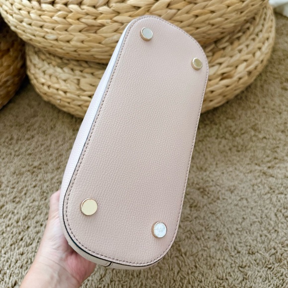 Kate Spade pastel pink leather crossbody handbag - Picture 5 of 9